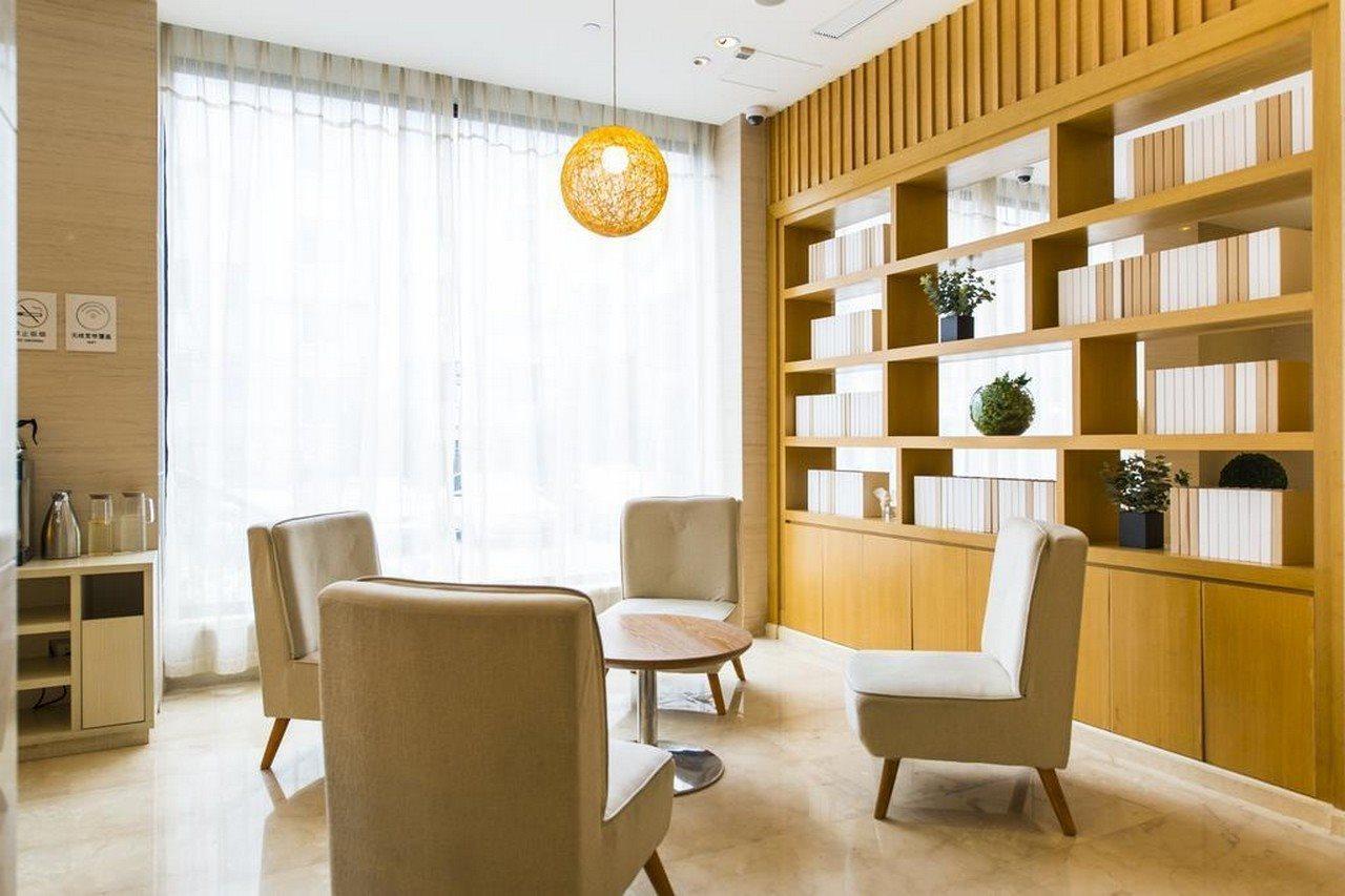 Hotel Ji Chuansha Branch 3*