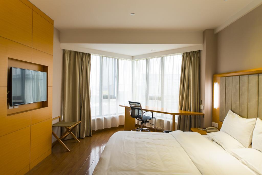 Hotel Ji Chuansha Branch 3*