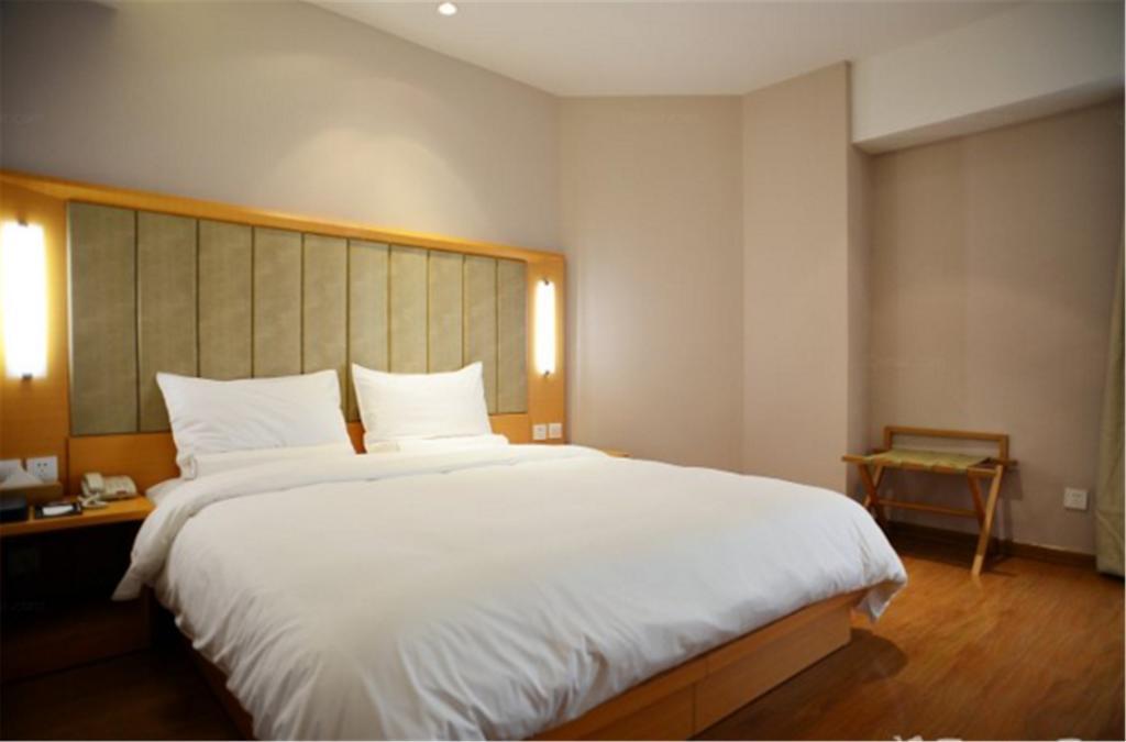 Ji Chuansha Branch Hotel